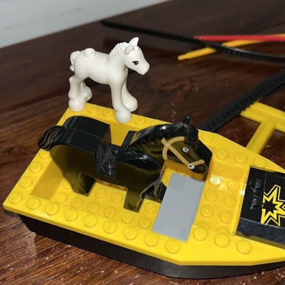 Asst Lego Boat 2 Horses Ladder Snowboard 3 Motorcycle Replacement Parts - Picture 5 of 6